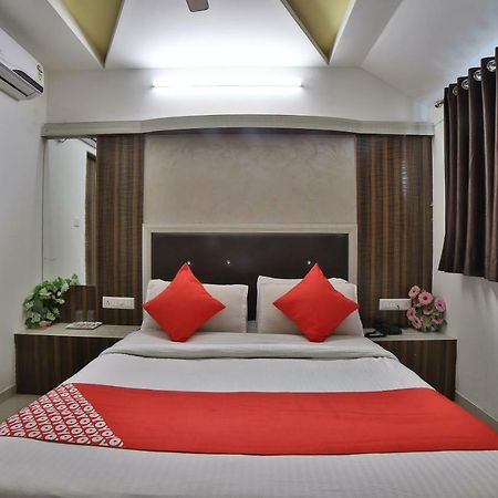 אחמדאבאד Hotel Sunstay מראה חיצוני תמונה