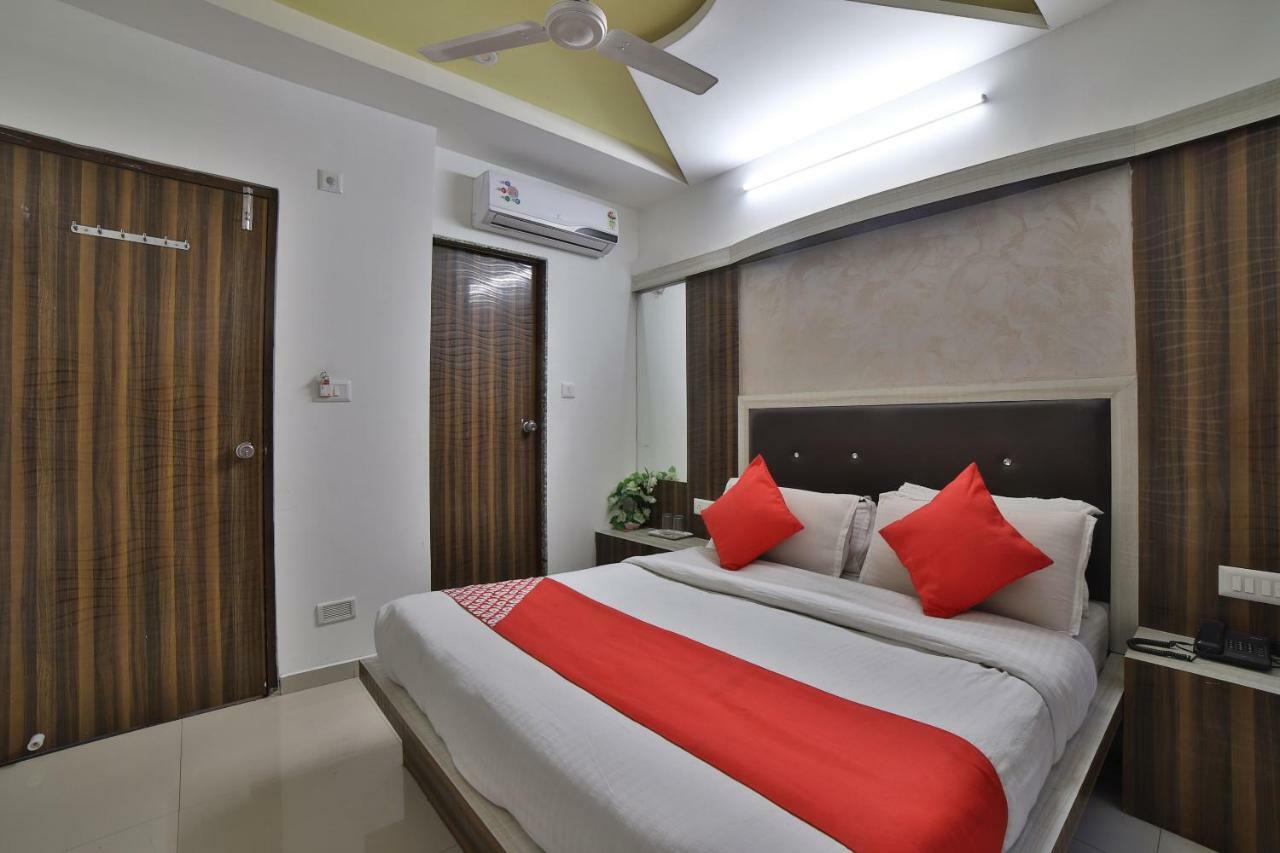 אחמדאבאד Hotel Sunstay מראה חיצוני תמונה